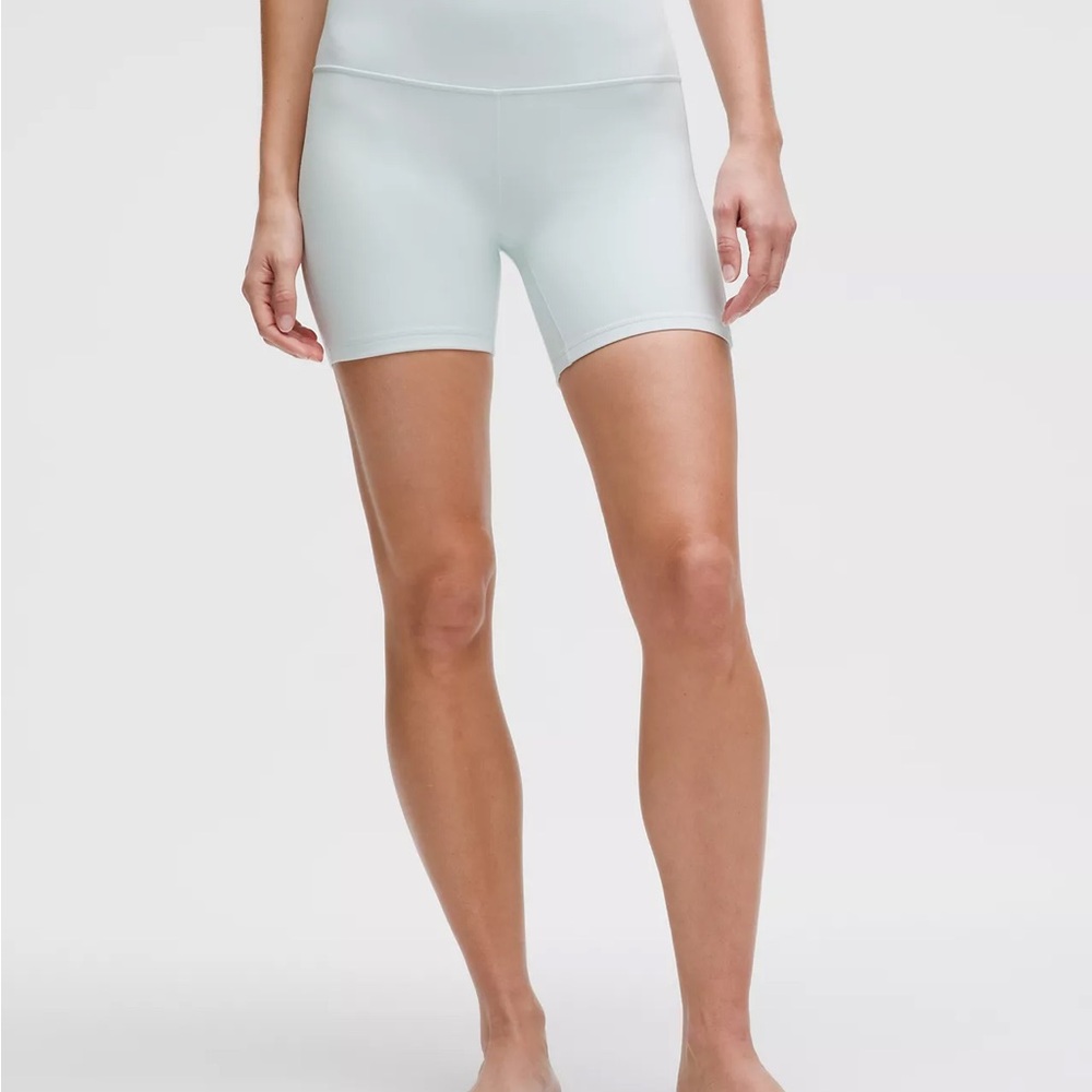 Women's Lululemon Align High Rise Short 6”